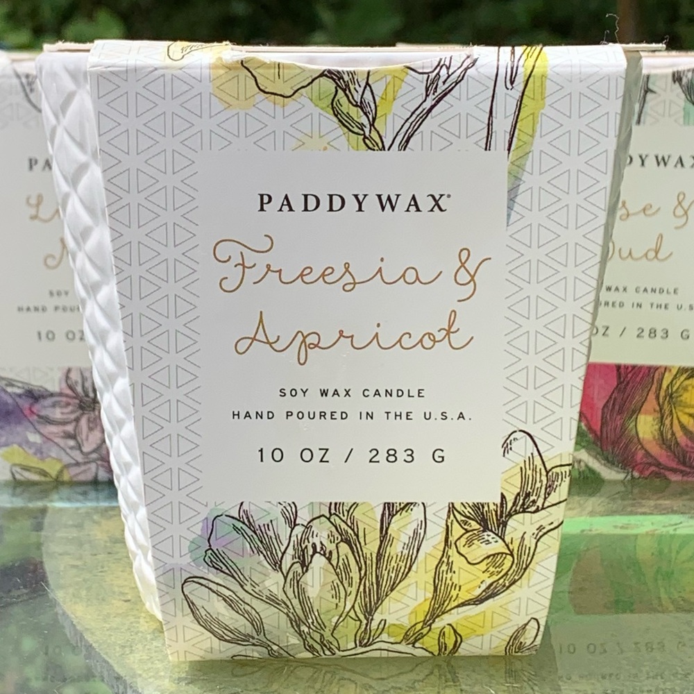 PADDYWAX Freesia & Apricot SOY WAX CANDLE IN CERAMIC! Hand Poured Made in USA